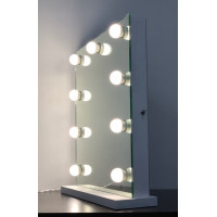 Гримерное зеркало настольное  без рамы 60x50 с подсветкой светодиодными лампочками